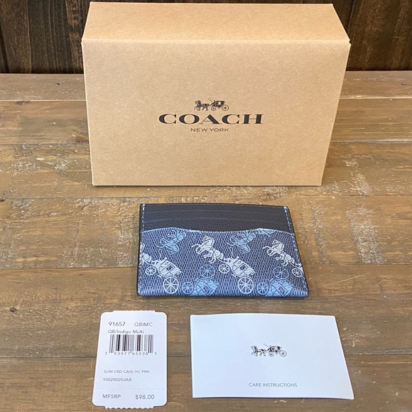 NWT Authentic Coach Horse & Carriage Card Case - Picture 4 of 4
